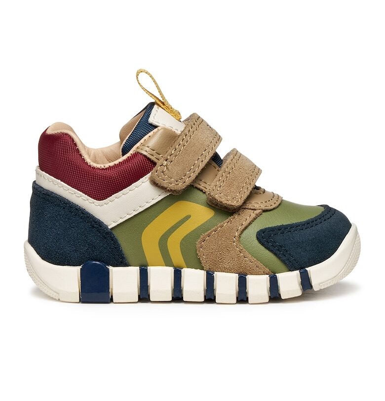 Спортни обувки с велкро и кожа Geox