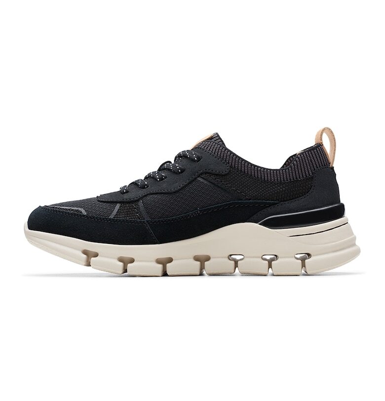 Спортни обувки с кожа Clarks