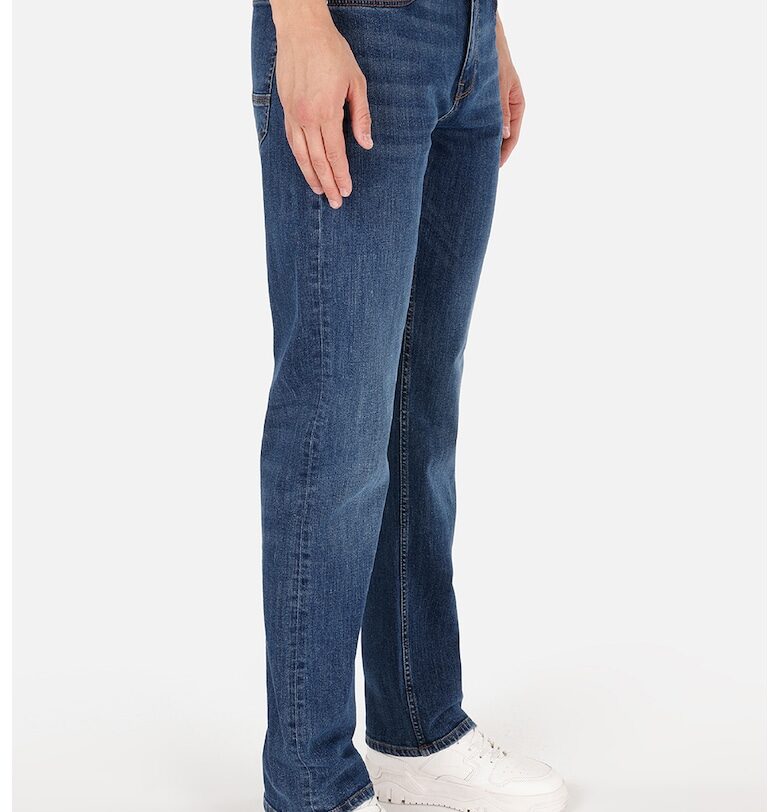 Стандартни дънки 045 David COLINS