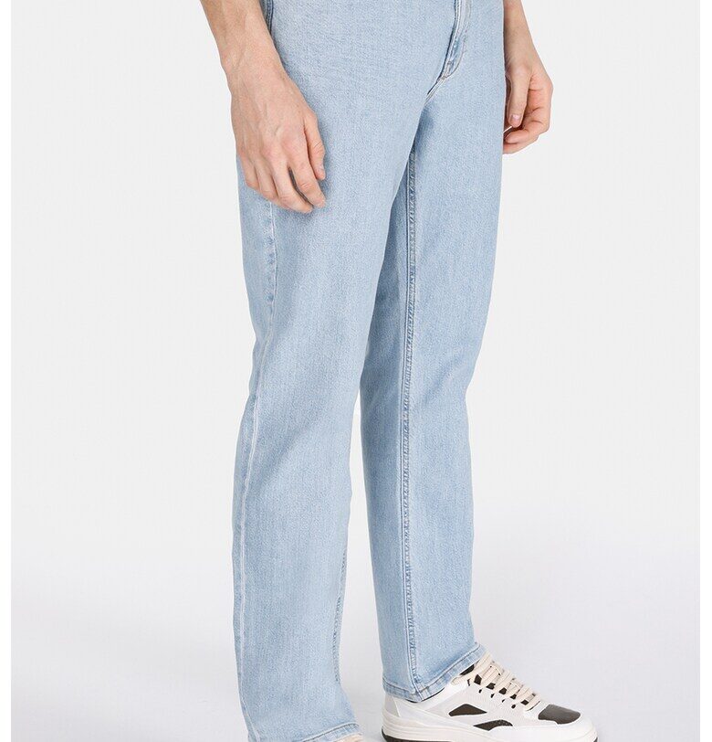 Стандартни дънки 045 David COLINS