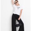 Тениска с декоративни камъни и лого GUESS