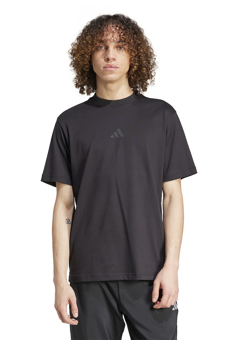 Тениска с лого adidas Sportswear