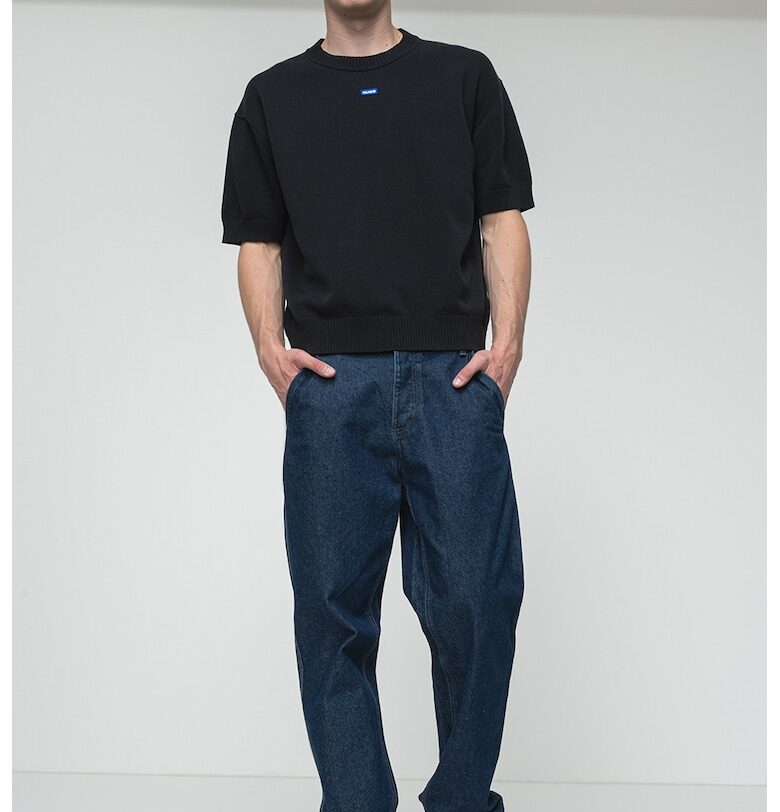 Тениска с овално деколте и лого HUGO