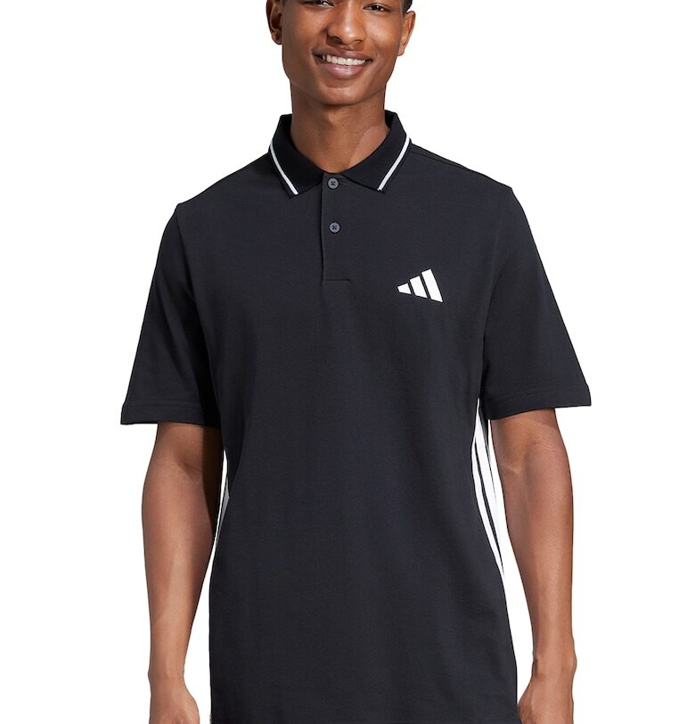 Тениска с яка и лого adidas Sportswear