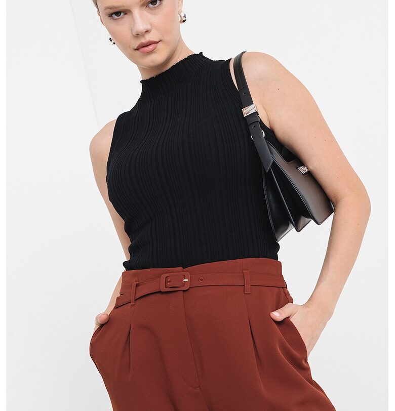 Топ с ниска яка HUGO