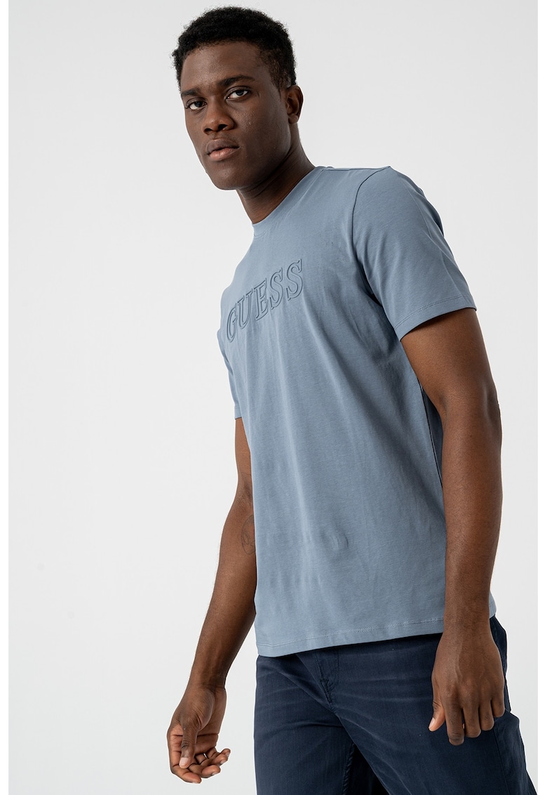 Тренировъчна тениска с релефно лого GUESS