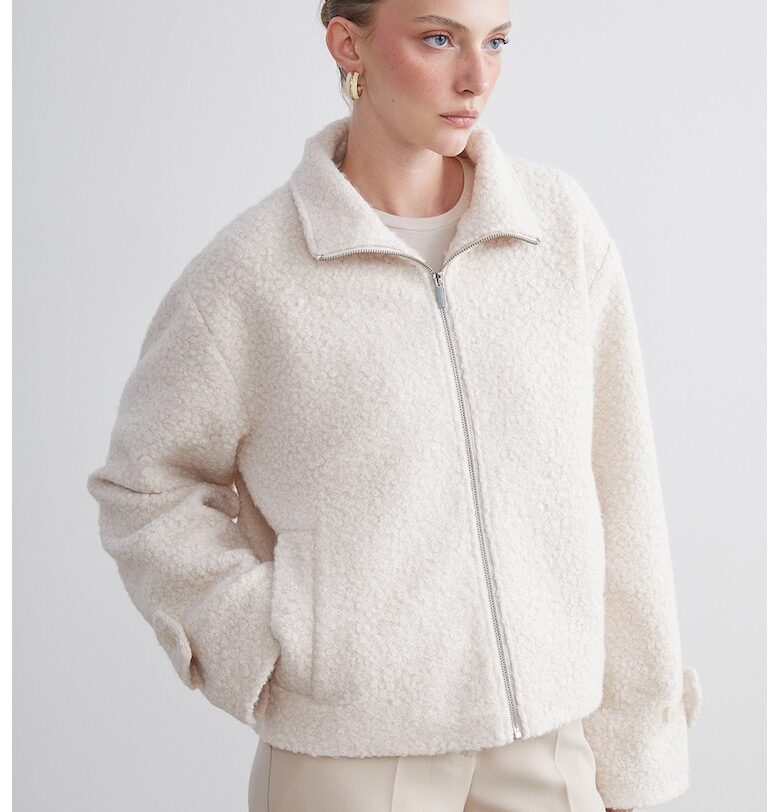 Уголемено яке с цип LC WAIKIKI