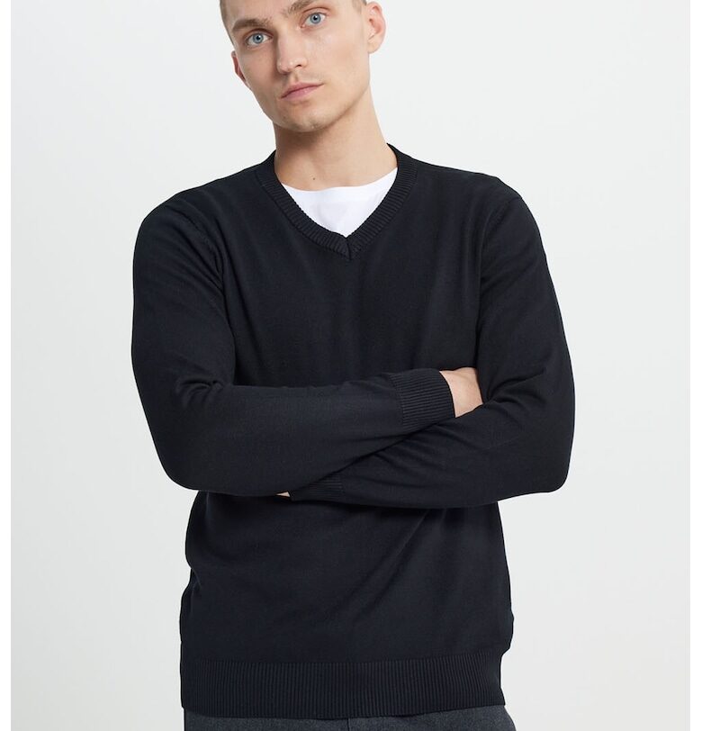 Фино плетен пуловер с шпиц ACCo