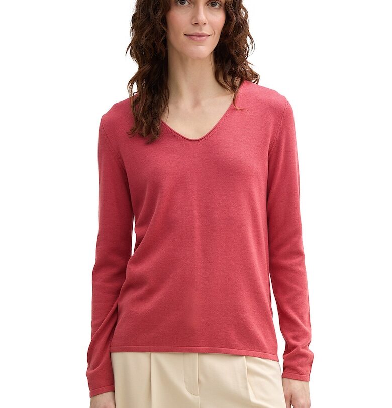 Фино плетен пуловер с шпиц деколте Tom Tailor