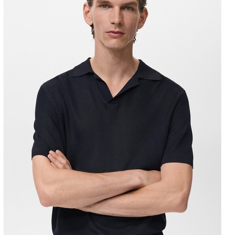 Фино плетена тениска с шпиц Mango