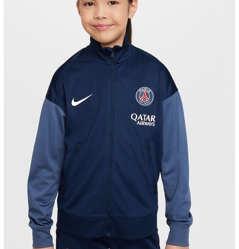 Футболен екип с лого Nike