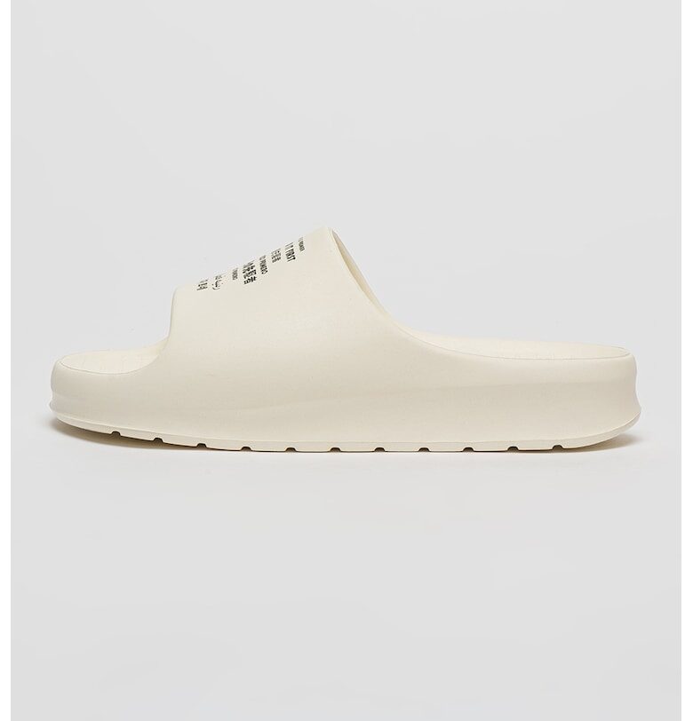 Чехли Serve с надпис Lacoste