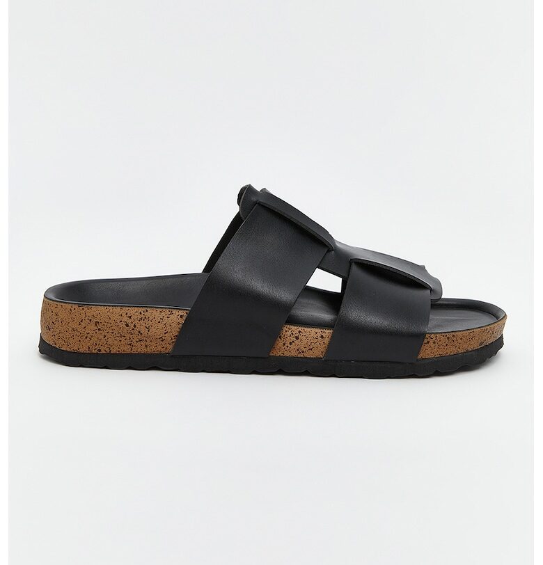 Чехли от еко кожа LC WAIKIKI