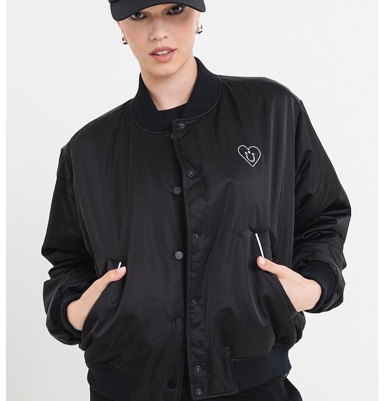 Яке бомбър с капси HUGO