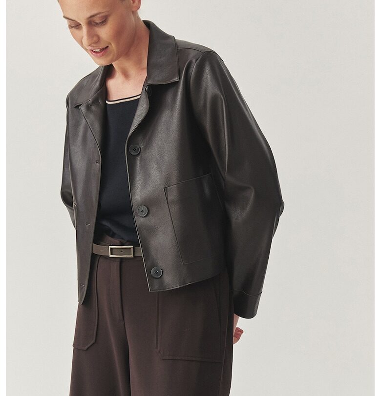 Яке от еко кожа с остра яка - Черен - Tatuum