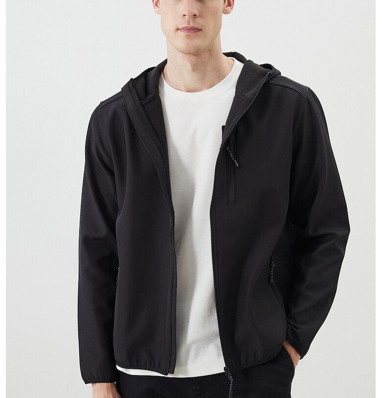 Яке с джобове встрани LC WAIKIKI