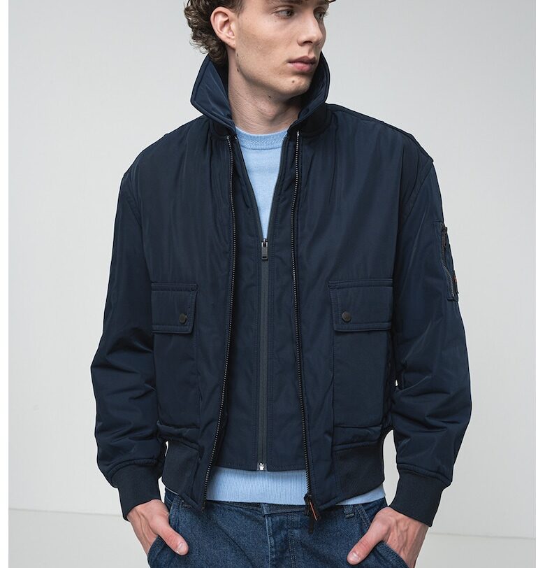 Яке с джобове и цип BOSS