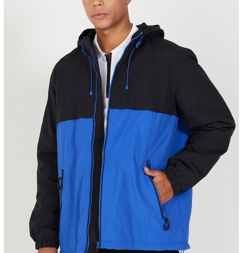 Яке с качулка и джобове с цип ACCo