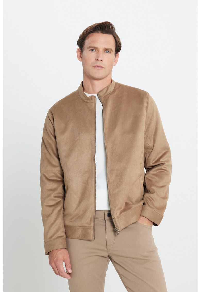 Яке с цип и джобове встрани ACCo