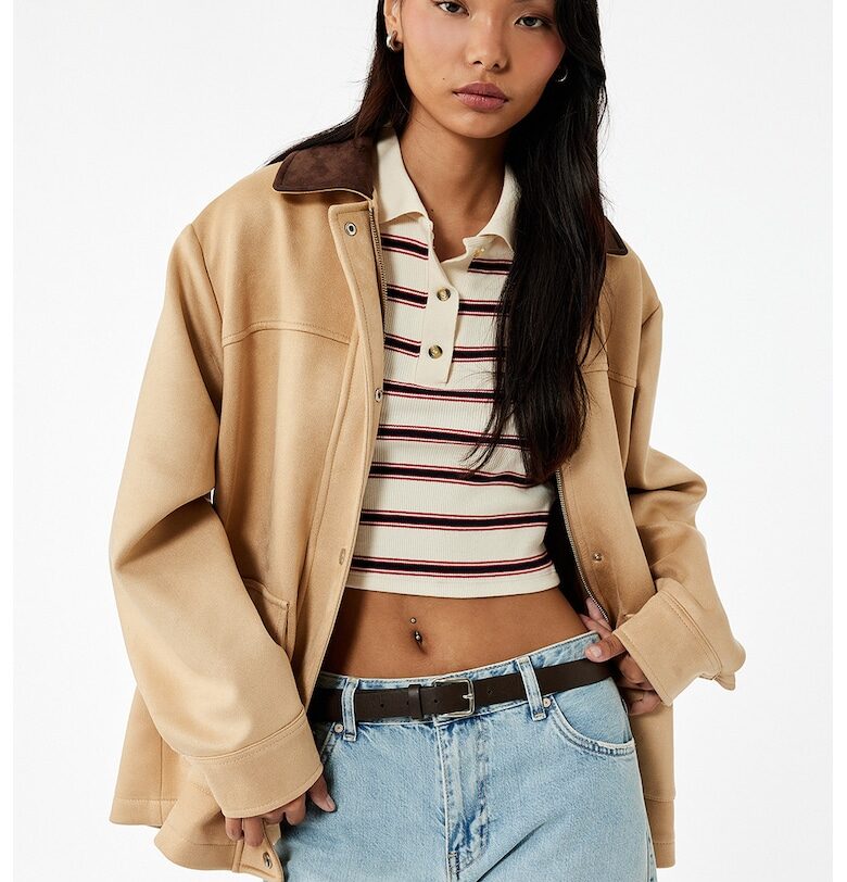 Яке със странични джобове KOTON