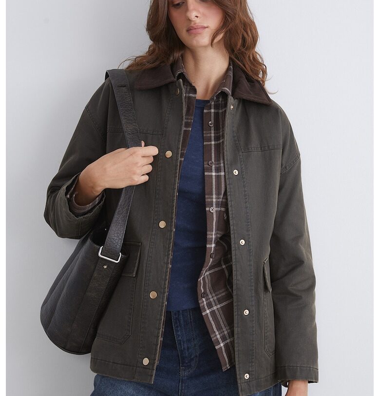 Яке със странични джобове LC WAIKIKI