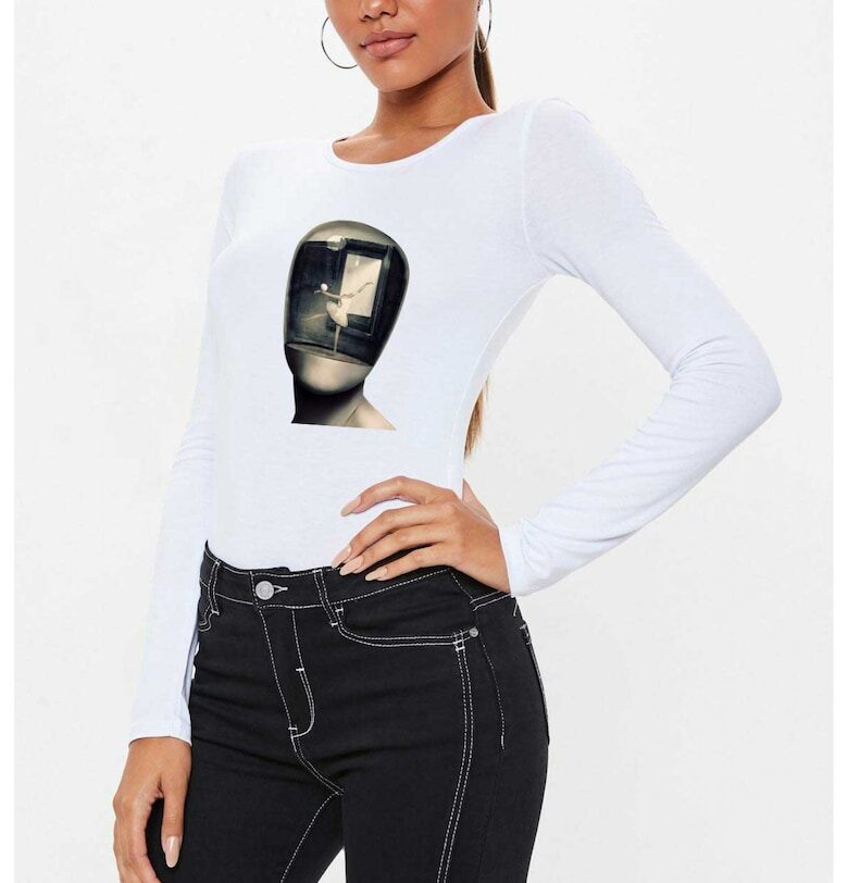 888113638-Бяла дамска блуза - Dali - Globe THEICONIC