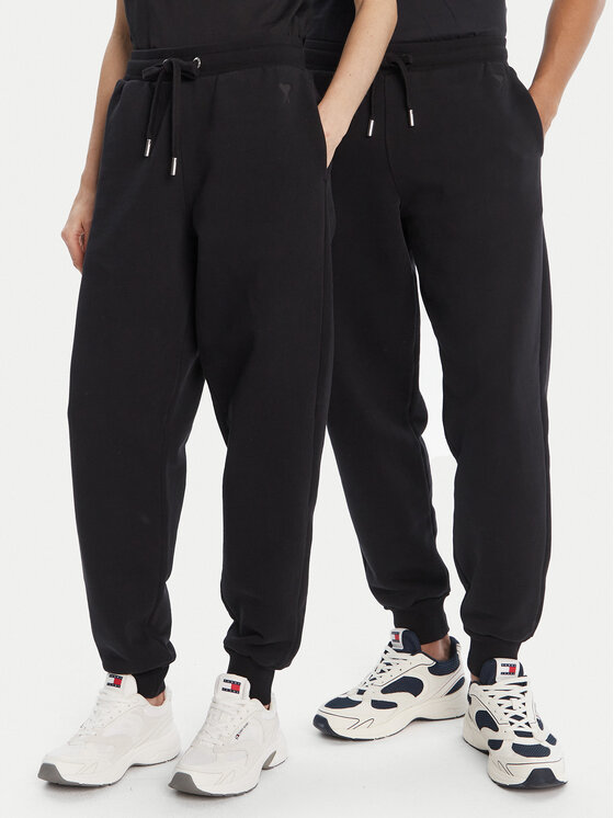 AMI Paris Долнище анцуг UTR240.747 Черен Regular Fit цвят на ниска цена