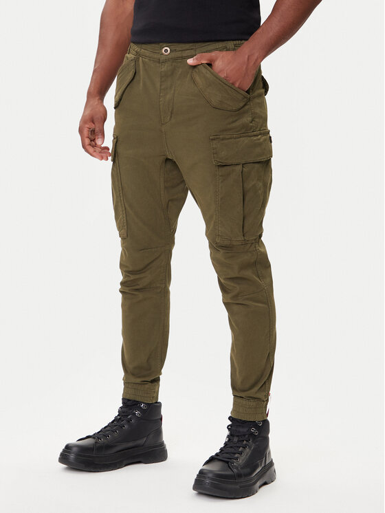 Alpha Industries Джогъри Airman 188201 Зелен Tapered Fit цвят на ниска цена