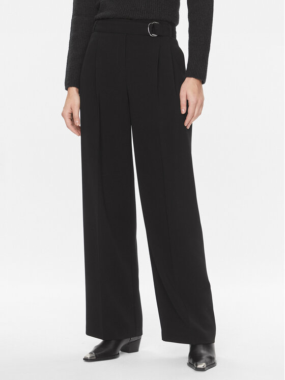 Boss Текстилни панталони Tapiana 50479405 Черен Relaxed Fit цвят на ниска цена