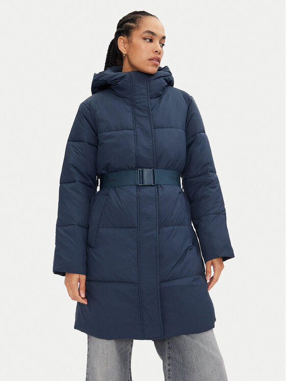 Calvin Klein Jeans Зимно яке J20J224122 Тъмносин Relaxed Fit цвят на ниска цена