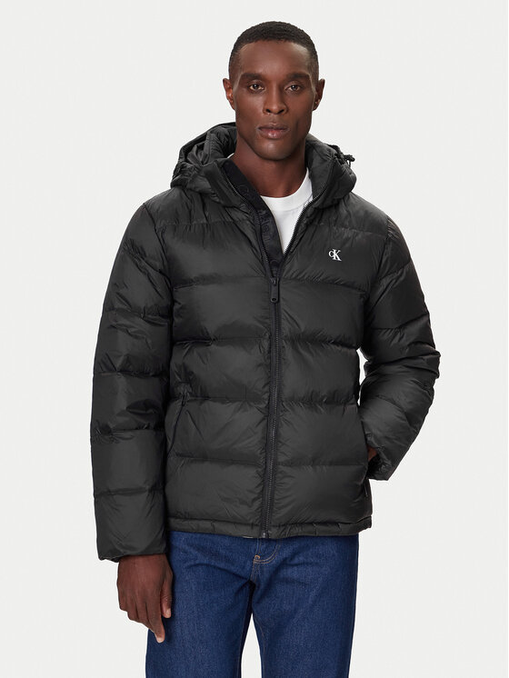 Calvin Klein Jeans Пухено яке LV04RC518G Черен Regular Fit цвят на ниска цена
