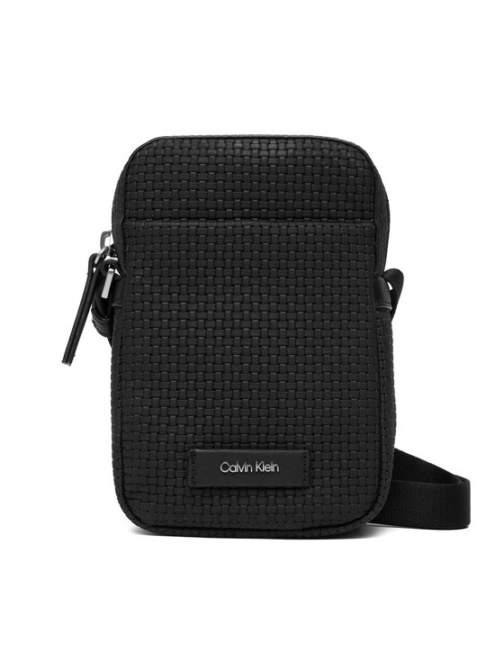 Calvin Klein Мъжка чантичка Embossed Woven Slim Reporter LV04D3221G Черен цвят на ниска цена