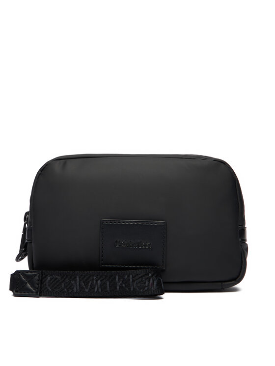 Calvin Klein Мъжка чантичка Puffer Utility Zip Puch LV04D1114G Черен цвят на ниска цена