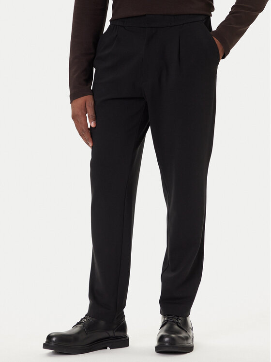 Calvin Klein Чино панталони LV04LE613G Черен Slim Fit цвят на ниска цена