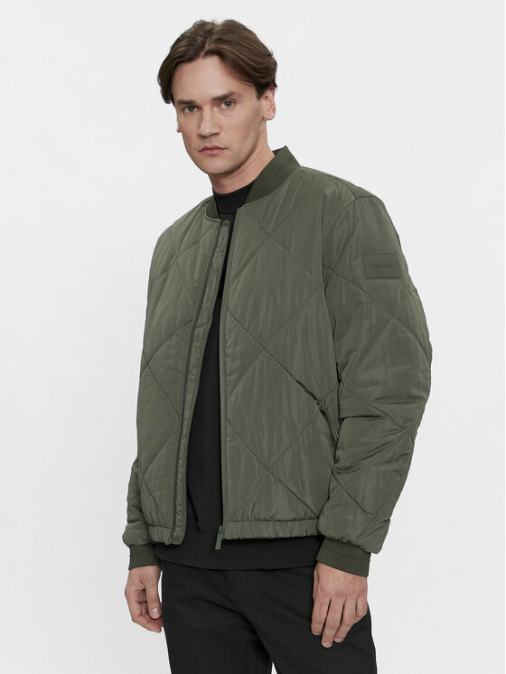 Calvin Klein Яке бомбър Signature K10K111880 Зелен Regular Fit цвят на ниска цена