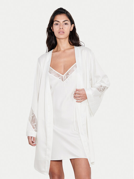 Chantelle Халат Orchids C11U50 Екрю цвят на ниска цена