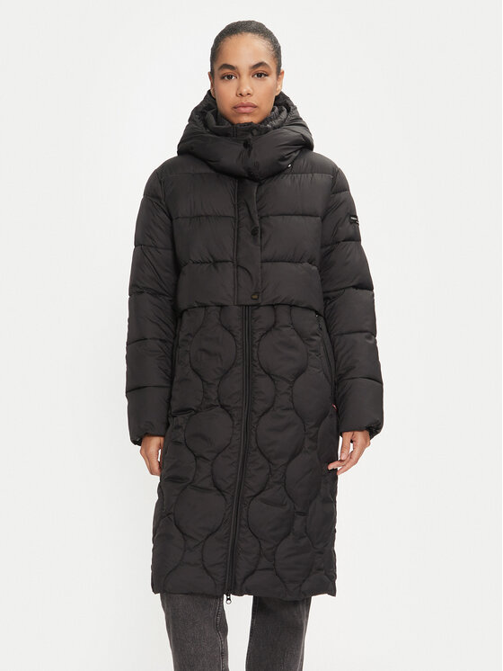 Frieda & Freddies Зимно яке 3810A Черен Regular Fit цвят на ниска цена