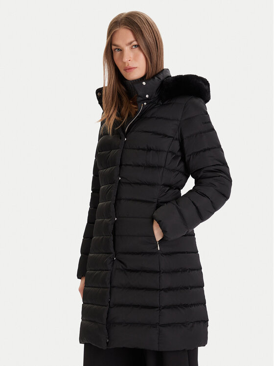 Geox Пухено яке Bettanie W5626H-T3122 F9000 Черен Regular Fit цвят на ниска цена