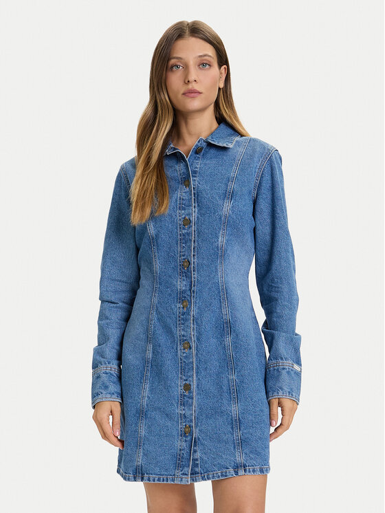 Guess Jeans Дънкова рокля W5BK48 D5M48 Син Slim Fit цвят на ниска цена