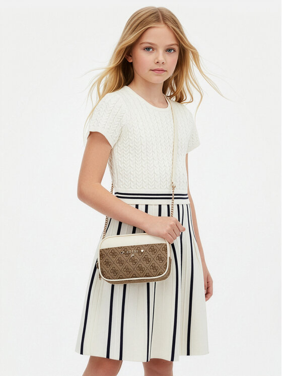 Guess Дамска чанта J5YZ00 WFMF0 Кафяв цвят на ниска цена