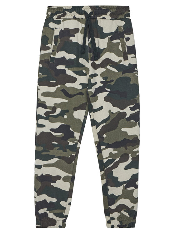 Guess Долнище анцуг L5YQ15 KA6R4 Зелен Regular Fit цвят на ниска цена