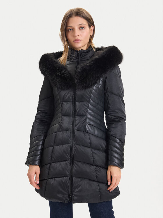 Guess Зимно яке New Oxana W4BL61 WGLZ0 Черен Regular Fit цвят на ниска цена