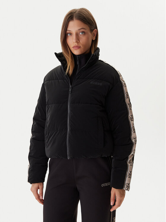 Guess Зимно яке V5BL11 WGYC2 Черен Regular Fit цвят на ниска цена