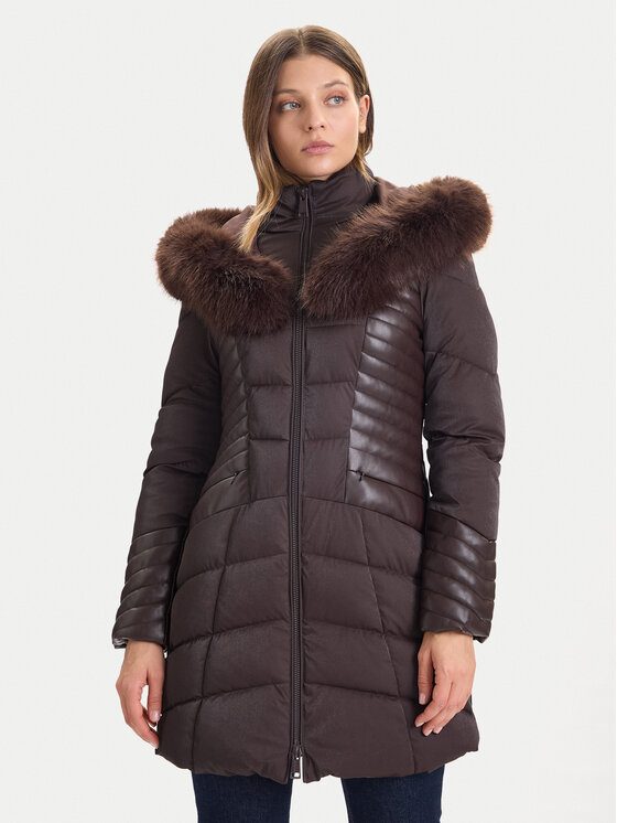 Guess Зимно яке W4BL61 WGLZ0 Кафяв Slim Fit цвят на ниска цена