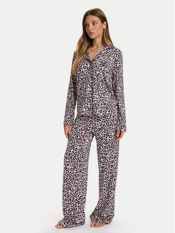 Guess Пижама O5RX08 KCIN2 Кафяв Regular Fit цвят на ниска цена