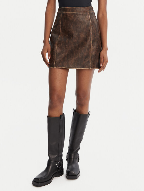 Guess Пола от имитация на кожа W5YD46 WHDI0 Кафяв Regular Fit цвят на ниска цена