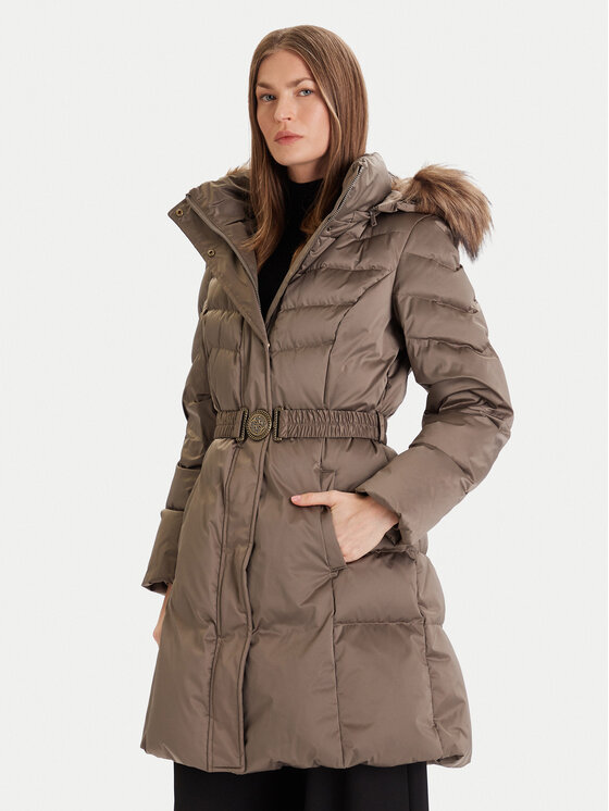 Guess Пухено яке W5BL30 W2802 Бежов Regular Fit цвят на ниска цена