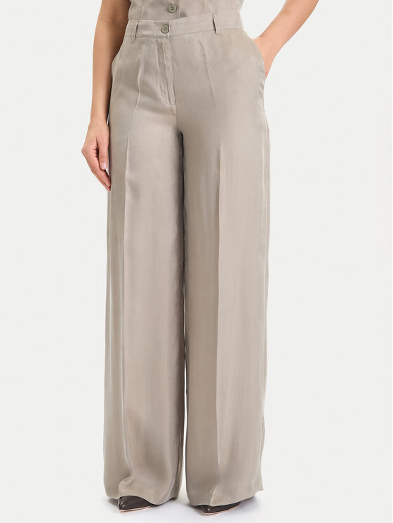 Guess Текстилни панталони W5YB02 WH5N2 Бежов Regular Fit цвят на ниска цена