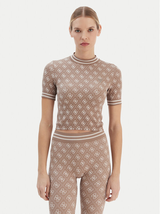 Guess Тишърт V5BP07 K2000 Кафяв Slim Fit цвят на ниска цена