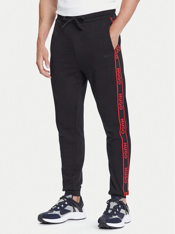 HUGO Долнище анцуг Liam 50540918 Черен Regular Fit цвят на ниска цена